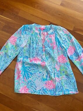 EUC Lilly Pulitzer Elsa Blouse